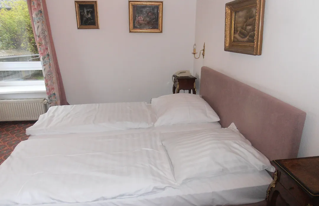 Hotel Blankenese-1